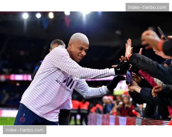 产业观察：法国本土转播商就下个周期法甲转播权展开初步谈判