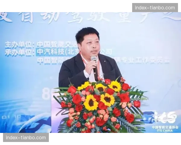 云化工具链降低专业门槛，赋能更多创作者参与赛事内容生产。